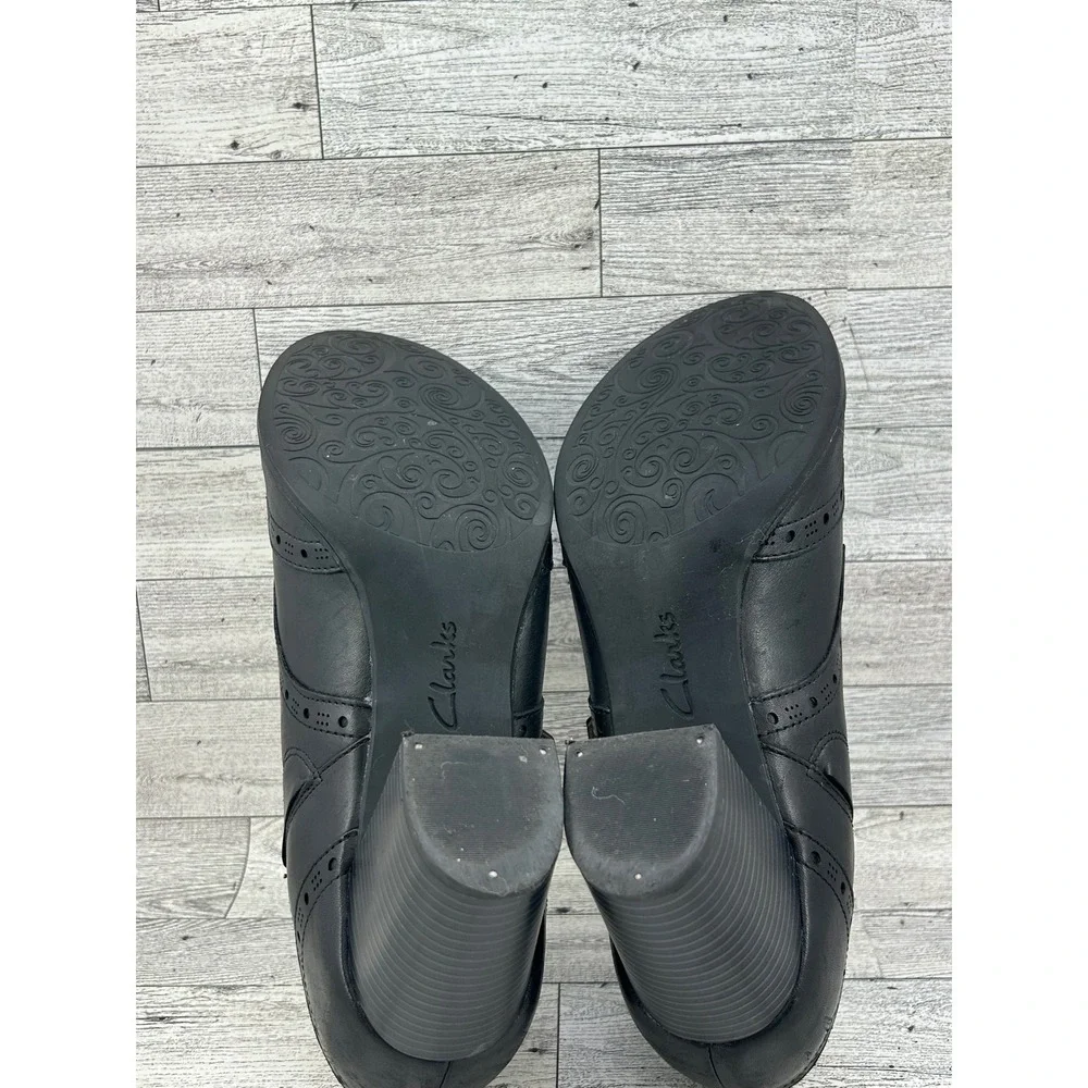 Clarks black leather